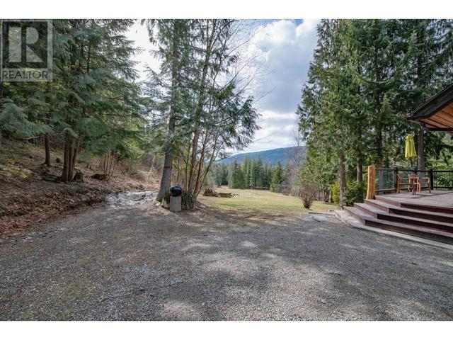 1195 Sugar Lake Road, House detached with 2 bedrooms, 2 bathrooms and 15 parking in North Okanagan E BC | Image 45