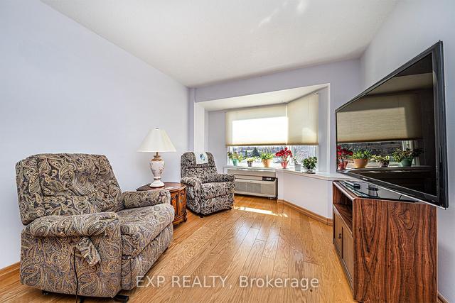 316 - 155 Riverglen Dr, Condo with 1 bedrooms, 1 bathrooms and 1 parking in Georgina ON | Image 5