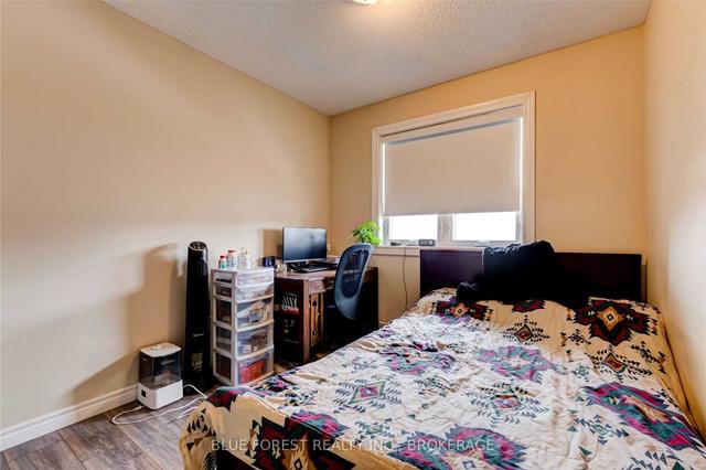 416 - 15 Jacksway Cres, Condo with 3 bedrooms, 2 bathrooms and 1 parking in London ON | Image 10