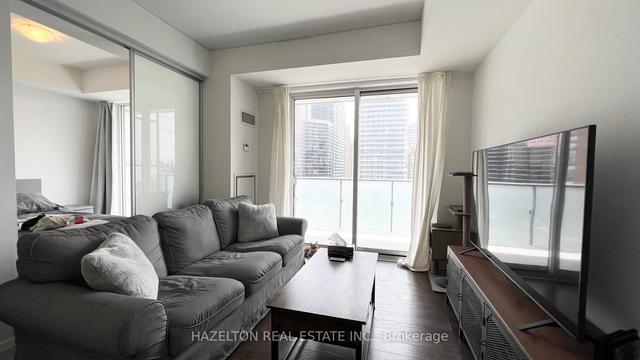 1003 - 1080 Bay St, Condo with 1 bedrooms, 1 bathrooms and 0 parking in Toronto ON | Image 9