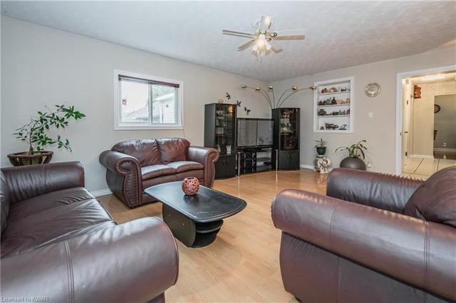 119 Margaret Avenue S, House detached with 4 bedrooms, 2 bathrooms and 7 parking in Waterloo ON | Image 14