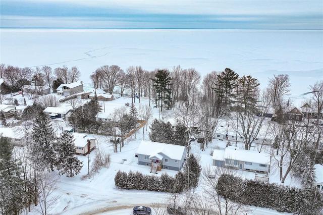 513 Lakeshore Rd E, House detached with 2 bedrooms, 2 bathrooms and 10 parking in Oro Medonte ON | Image 17