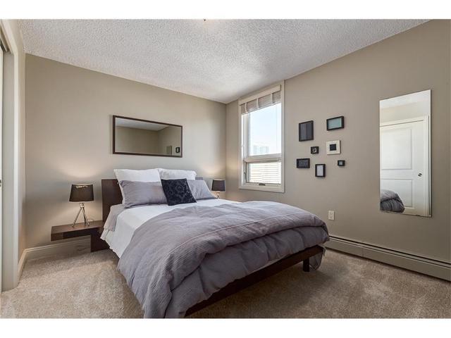 1602 - 733 14 Avenue Sw, Condo with 2 bedrooms, 1 bathrooms and 1 parking in Calgary AB | Image 2