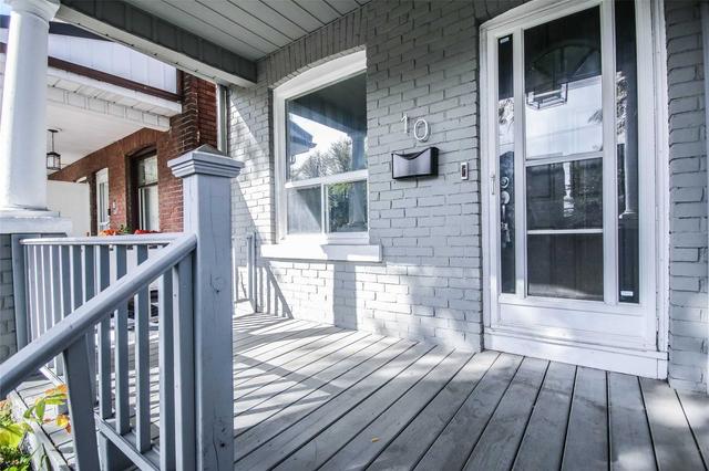 10 Strathmore Blvd, House semidetached with 4 bedrooms, 2 bathrooms and 1 parking in Toronto ON | Image 12