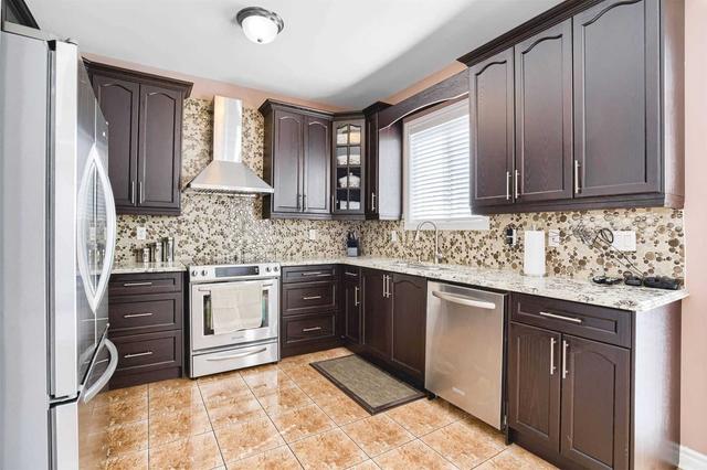 8 Tamarind Vale Valy, House detached with 4 bedrooms, 5 bathrooms and 4 parking in Brampton ON | Image 21