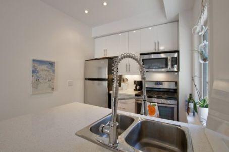 th23 - 284 Brock Ave, Townhouse with 2 bedrooms, 2 bathrooms and 1 parking in Toronto ON | Image 4