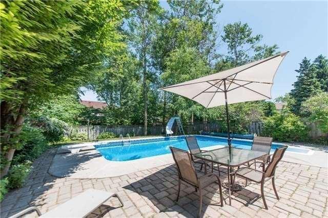 12 Mulholland Crt, House detached with 4 bedrooms, 3 bathrooms and 6 parking in Clarington ON | Image 10