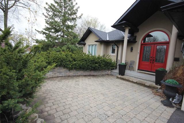 64 Woodcrest Rd, House detached with 2 bedrooms, 3 bathrooms and 8 parking in Barrie ON | Image 28