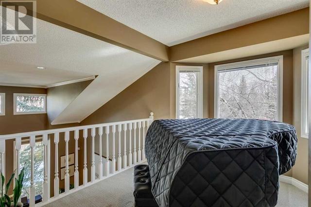 159 Woodhaven Place Sw, House detached with 4 bedrooms, 3 bathrooms and 4 parking in Calgary AB | Image 28