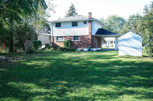 81 Village Dr, House detached with 4 bedrooms, 2 bathrooms and 5 parking in Belleville ON | Image 19