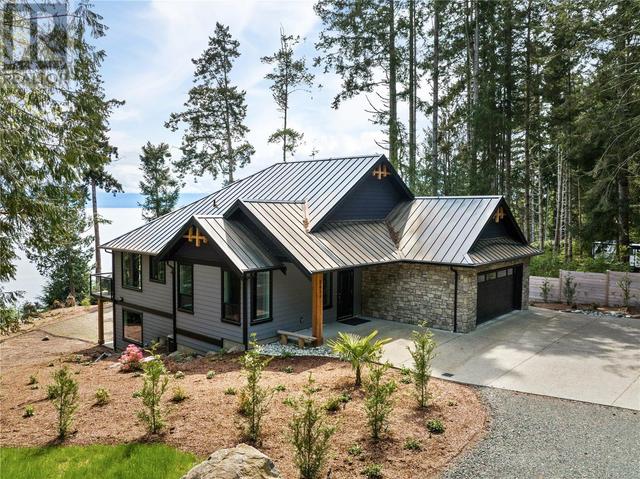 2434 Lighthouse Point Rd, House detached with 3 bedrooms, 3 bathrooms and 4 parking in Juan de Fuca BC | Image 3
