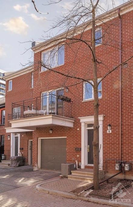 6 Turgeon Private, Townhouse with 1 bedrooms, 2 bathrooms and 1 parking in Ottawa ON | Image 1