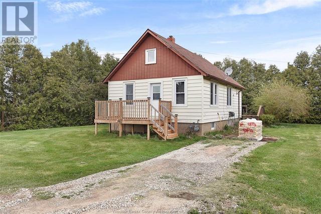 984 Road 6 East, House detached with 4 bedrooms, 2 bathrooms and null parking in Kingsville ON | Image 34