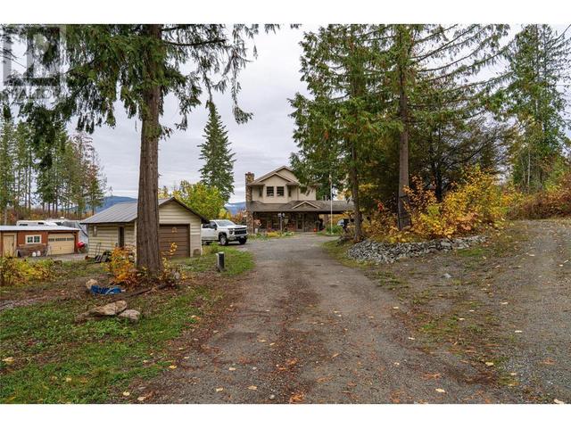 27 Nathan Road, House detached with 3 bedrooms, 2 bathrooms and 13 parking in North Okanagan F BC | Image 32