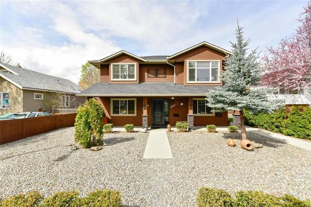 560 Christleton Avenue, House detached with 5 bedrooms, 4 bathrooms and 7 parking in Kelowna BC | Card Image