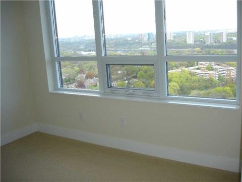 2602 - 28 Linden St, Condo with 2 bedrooms, 2 bathrooms and 1 parking in Toronto ON | Image 4