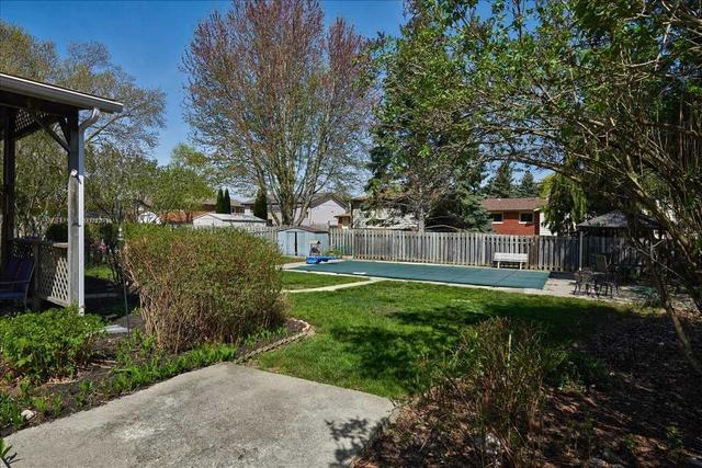 204 Little Ave, House detached with 3 bedrooms, 2 bathrooms and 4 parking in Barrie ON | Image 15