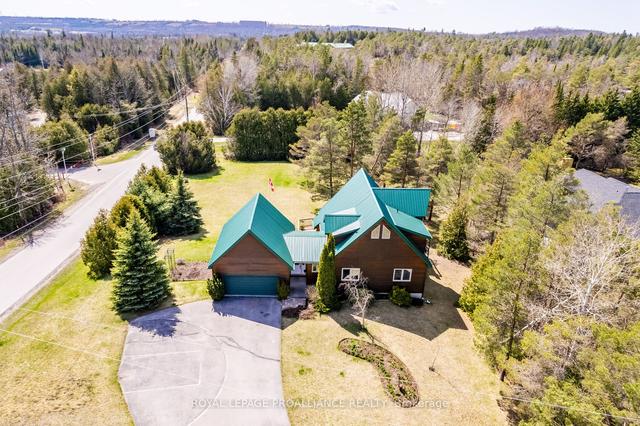 1 Christie Rd, House detached with 3 bedrooms, 3 bathrooms and 10 parking in Kawartha Lakes ON | Image 12