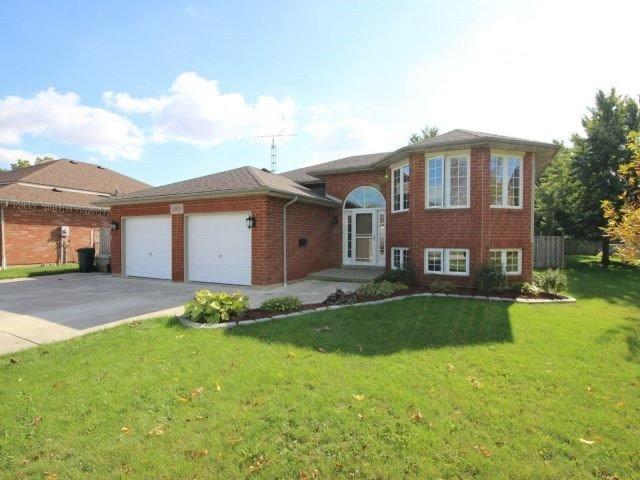 1001 Monarch Meadows Dr, House detached with 3 bedrooms, 3 bathrooms and 5 parking in Lakeshore ON | Image 1