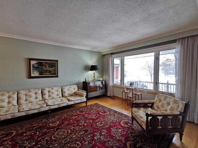 86 Iangrove Terr, House detached with 3 bedrooms, 3 bathrooms and 4 parking in Toronto ON | Image 8