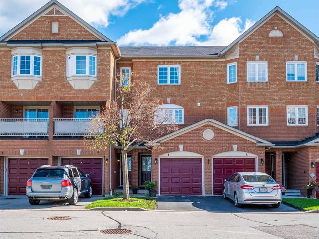3 - 6950 Tenth Line W, Townhouse with 3 bedrooms, 2 bathrooms and 2 parking in Mississauga ON | Image 1