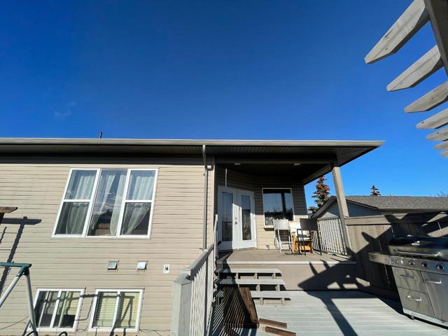 1529 110 Avenue, House detached with 6 bedrooms, 3 bathrooms and 3 parking in Dawson Creek BC | Image 15