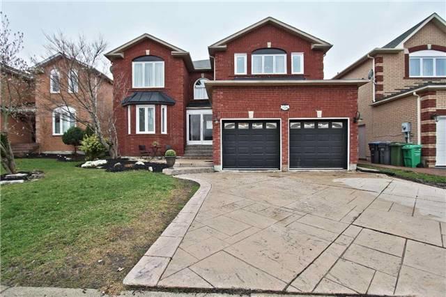 104 Royal Valley Dr, House detached with 4 bedrooms, 5 bathrooms and 4 parking in Caledon ON | Image 1