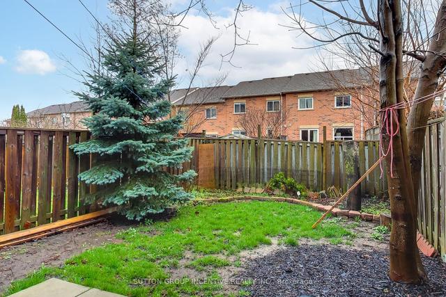 19 Gadwall Ave, House attached with 3 bedrooms, 3 bathrooms and 3 parking in Barrie ON | Image 19