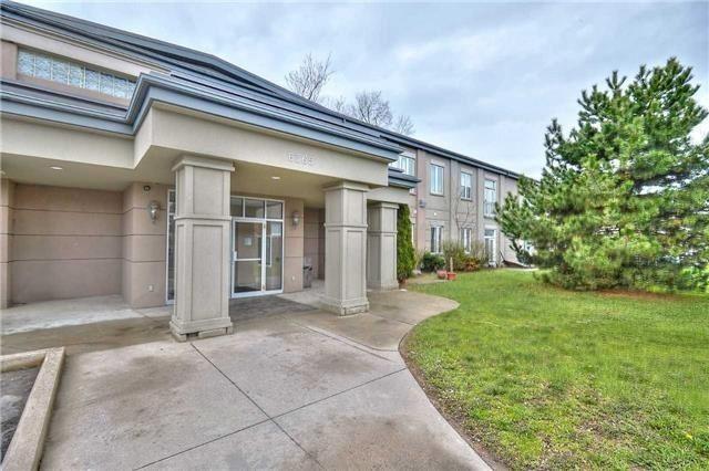 unit206 - 6365 Drummond Rd, Condo with 2 bedrooms, 1 bathrooms and 1 parking in Niagara Falls ON | Image 1