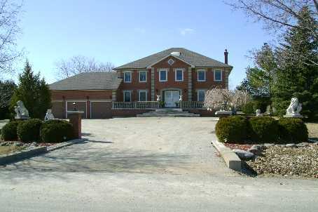 31 Rosegarden Dr, House detached with 4 bedrooms, 4 bathrooms and 20 parking in Brampton ON | Image 1
