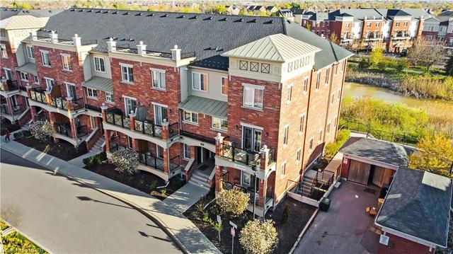 8 - 35 Hays Boulevard, House attached with 2 bedrooms, 1 bathrooms and 2 parking in Oakville ON | Image 15