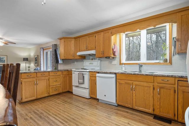 1140 Somerville 3rd Conc. Rd, House detached with 3 bedrooms, 2 bathrooms and 8 parking in Kawartha Lakes ON | Image 8