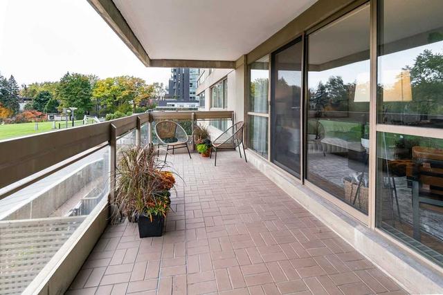 201 - 63 St Clair Ave W, Condo with 2 bedrooms, 2 bathrooms and 1 parking in Toronto ON | Image 15