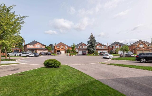 6 Blaydon Crt, House detached with 4 bedrooms, 4 bathrooms and 6 parking in Brampton ON | Image 12