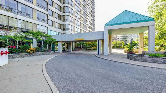 1009 - 310 Mill St S, Condo with 2 bedrooms, 2 bathrooms and 2 parking in Brampton ON | Image 1