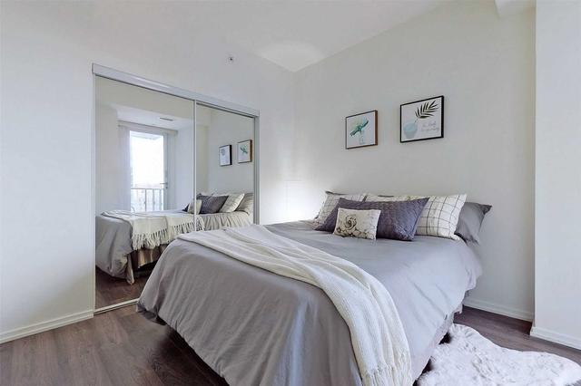 3603 - 70 Temperance St, Condo with 1 bedrooms, 1 bathrooms and 0 parking in Toronto ON | Image 7