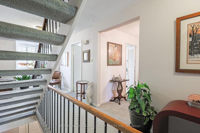 19 Edgar Woods Rd, Townhouse with 3 bedrooms, 3 bathrooms and 2 parking in Toronto ON | Image 27