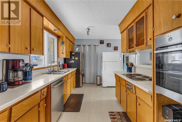 417 Preston Avenue S, House detached with 6 bedrooms, 3 bathrooms and null parking in Saskatoon SK | Image 5