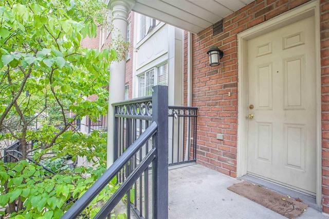 124 - 3 Everson Dr, Townhouse with 2 bedrooms, 2 bathrooms and 1 parking in Toronto ON | Image 1