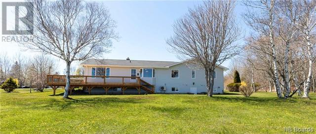 17 Maguire Drive, House detached with 2 bedrooms, 2 bathrooms and null parking in Saint John NB | Image 6