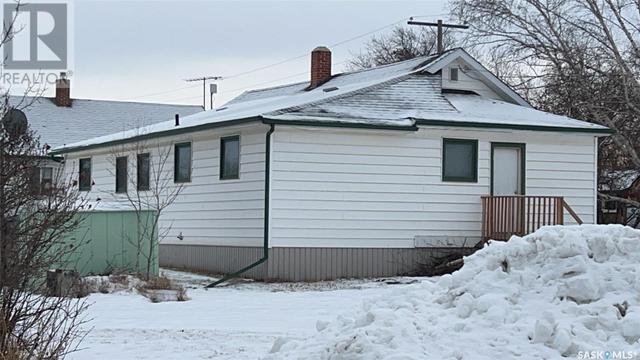 26 2nd Avenue Ne, House detached with 3 bedrooms, 2 bathrooms and null parking in Preeceville SK | Image 20