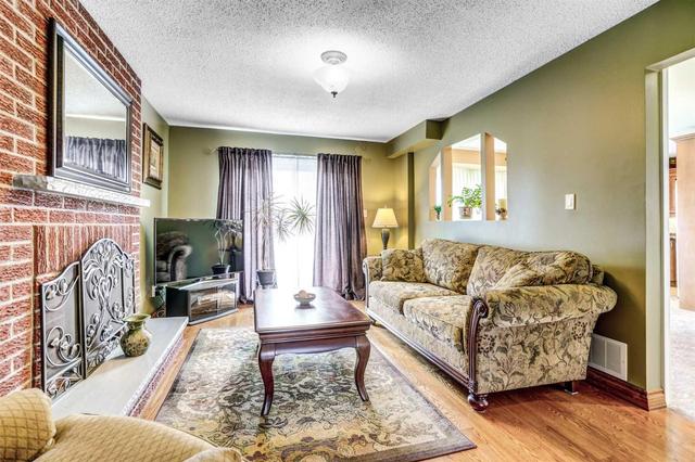 4151 Prince George Ave, House detached with 4 bedrooms, 3 bathrooms and 4 parking in Mississauga ON | Image 6