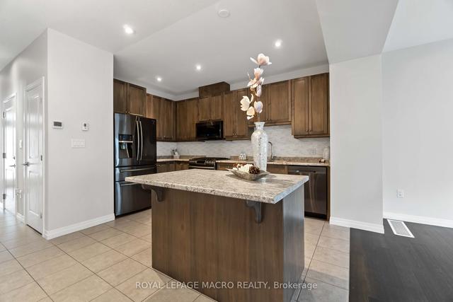 37 - 30 Times Square Blvd, House attached with 3 bedrooms, 3 bathrooms and 2 parking in Hamilton ON | Image 32