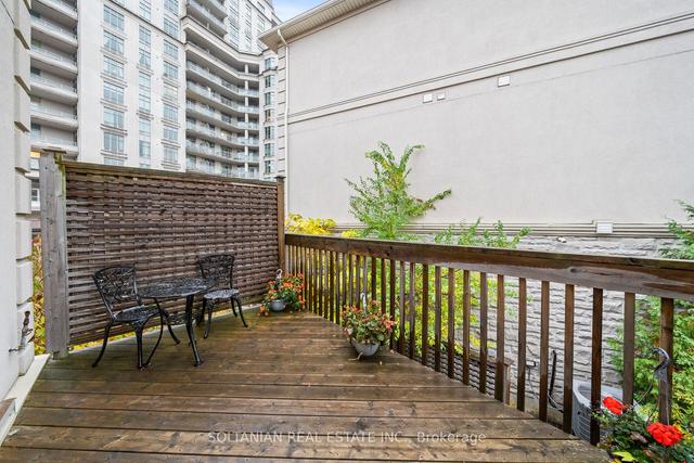 45 Bloorview Pl, Townhouse with 4 bedrooms, 4 bathrooms and 4 parking in Toronto ON | Image 27