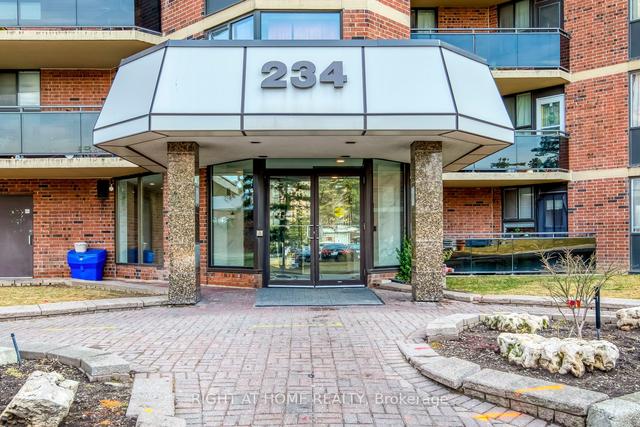 2001 - 234 Albion Rd, Condo with 2 bedrooms, 1 bathrooms and 1 parking in Toronto ON | Image 18