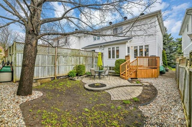 40 Celebration Street, Townhouse with 3 bedrooms, 2 bathrooms and 3 parking in Ottawa ON | Image 23