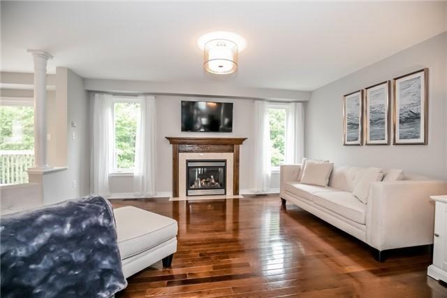 36 Shalom Way, House detached with 4 bedrooms, 4 bathrooms and 6 parking in Barrie ON | Image 2