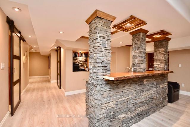 75 Versailles Cres, House detached with 3 bedrooms, 4 bathrooms and 6 parking in Barrie ON | Image 20