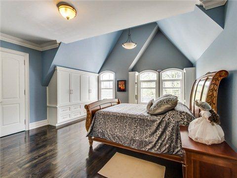 103 Laurel Ave, House detached with 4 bedrooms, 5 bathrooms and 5 parking in Toronto ON | Image 8