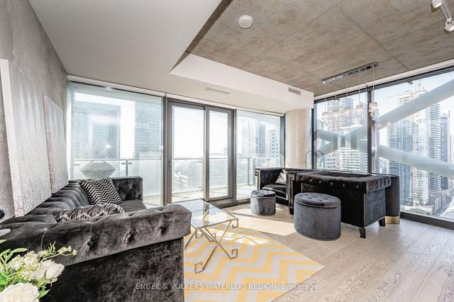 2406 - 224 King St W, Condo with 2 bedrooms, 1 bathrooms and 1 parking in Toronto ON | Image 40